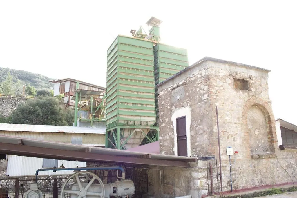 Student'S Hostel Gowett Campiglia Marittima