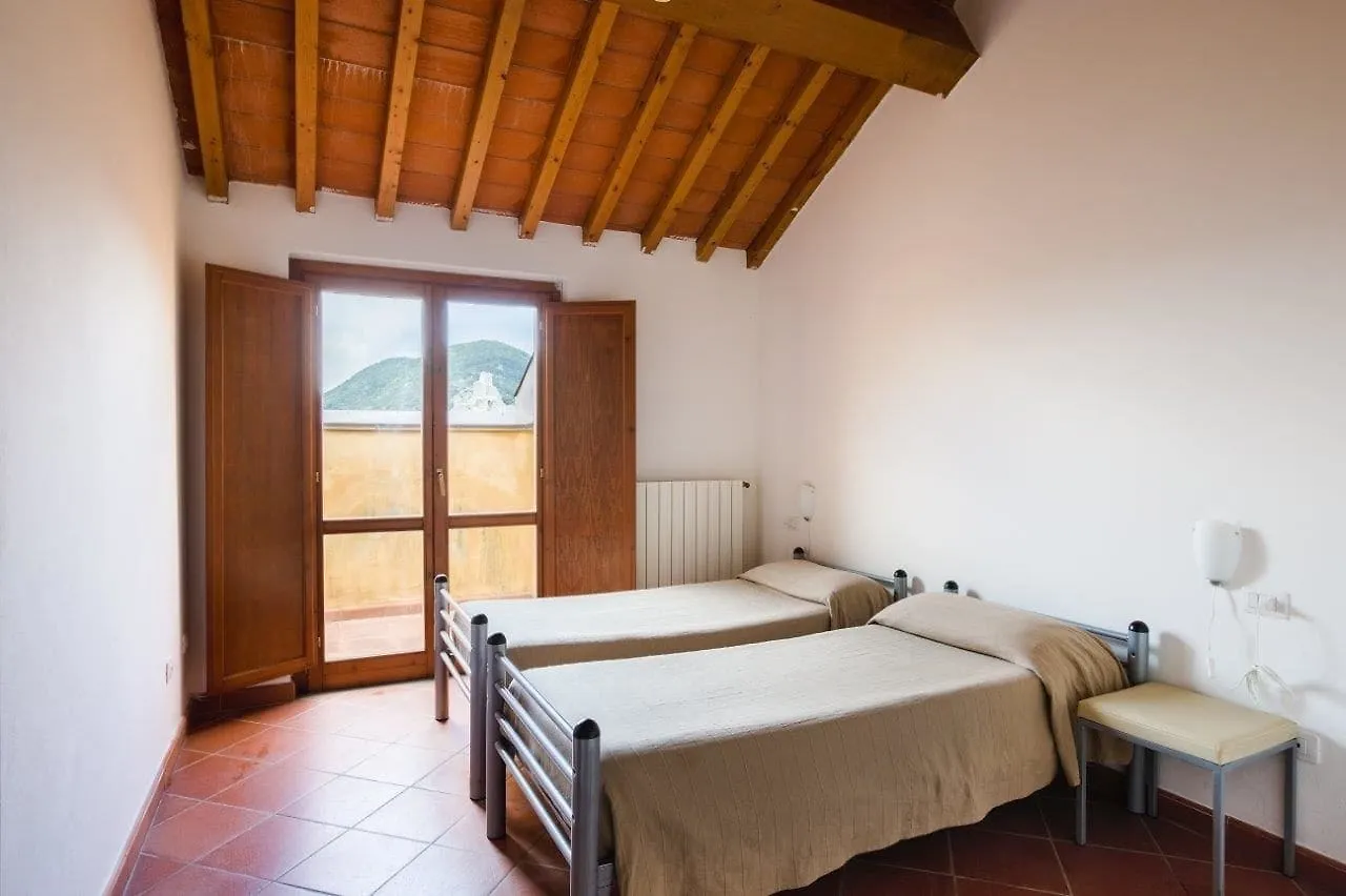 Student'S Hostel Gowett Campiglia Marittima