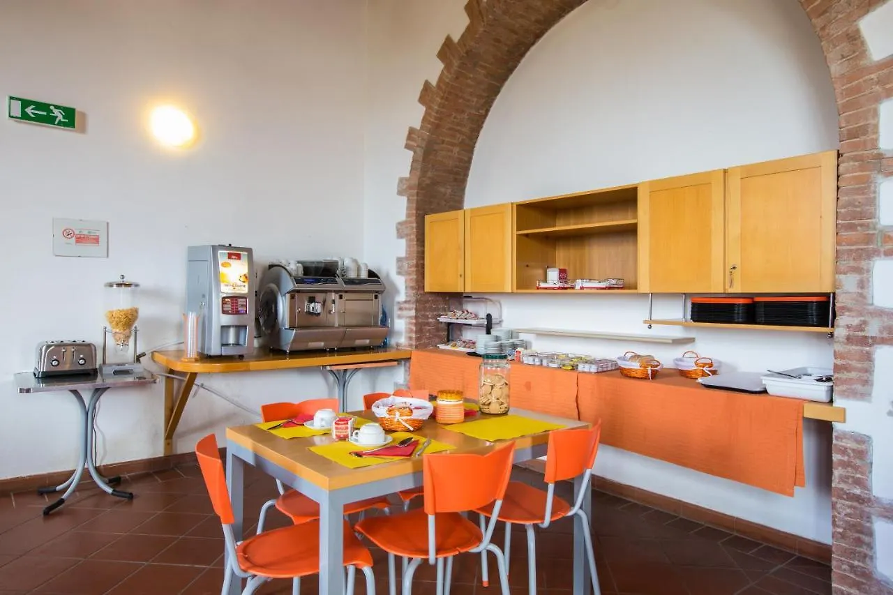 Student'S Hostel Gowett Campiglia Marittima Italy